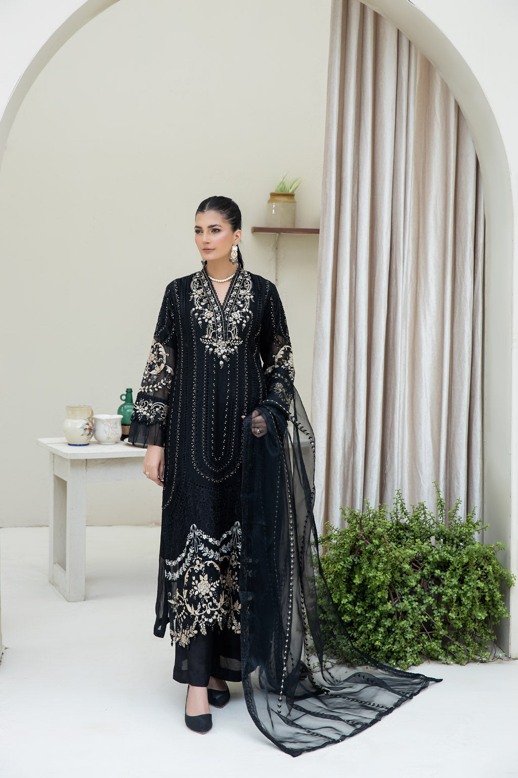 Opulent Black - 3pc Chiffon