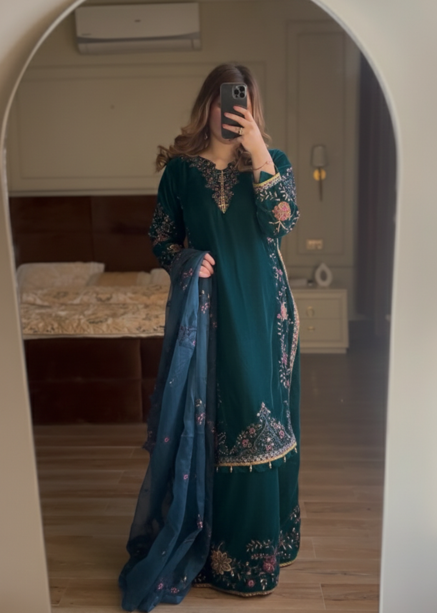 Blue Regallia - 3pc Velvet