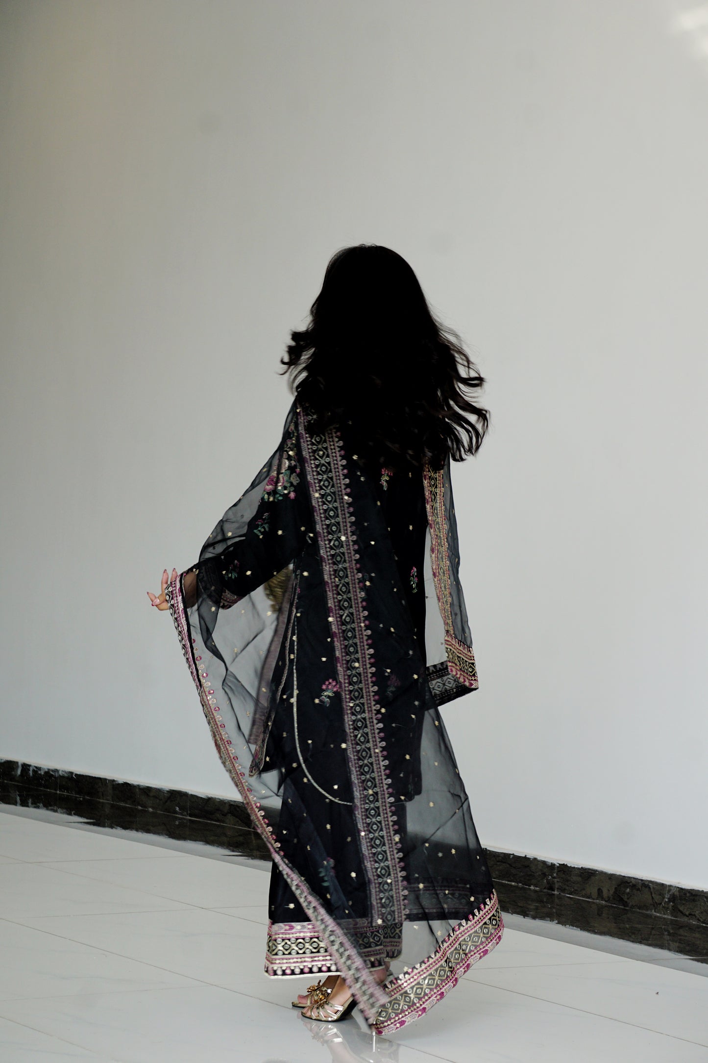 Black Gul - 3pcs Silk Kurta Set