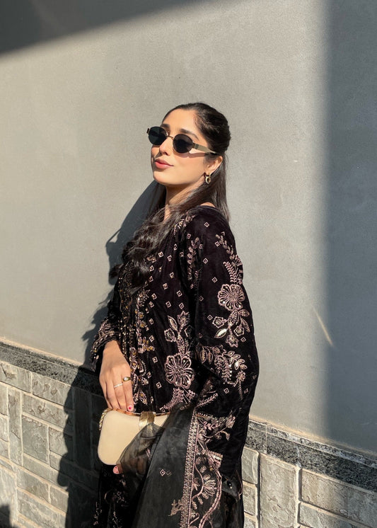 Black Regalia | 3pcs Embroidered Velvet